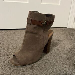 Stylish Tan Peep-Toe Ankle Boots